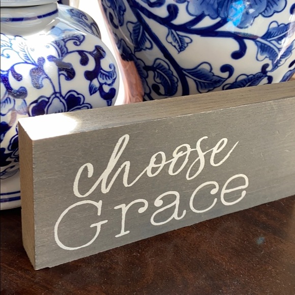Last 1❗️Modern Farmhouse Choose Grace Gray sign - Picture 2 of 2